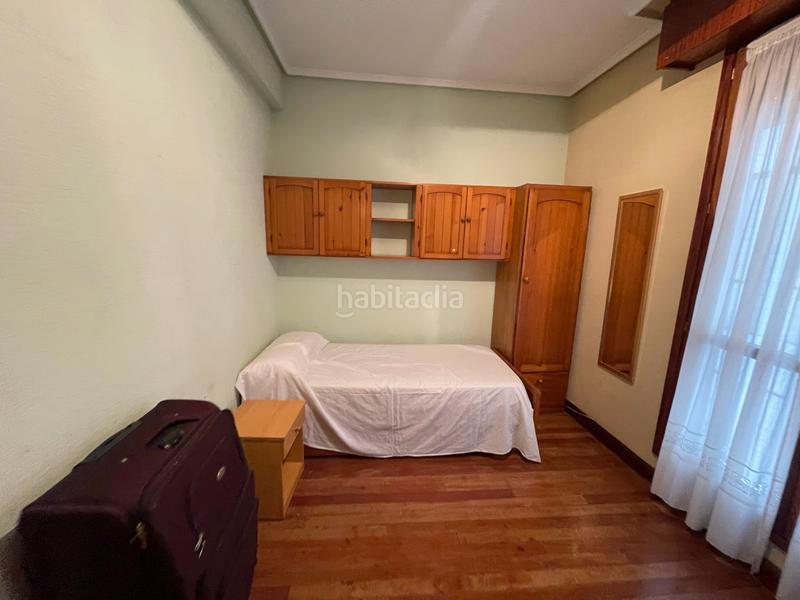 Foto d0b847fb-9740-47d7-98e3-879078f7435d. Appartamento con parcheggio in San Pedro de Deusto - La Ribera Bilbao