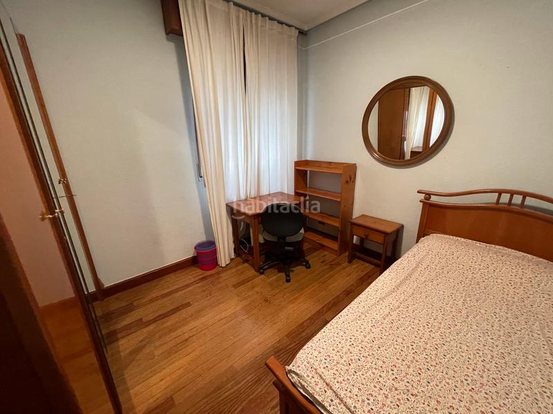 Foto 0ea86af0-8a7d-4cba-bc74-fbafd70ad5cb. Piso en San Pedro de Deusto - La Ribera Bilbao