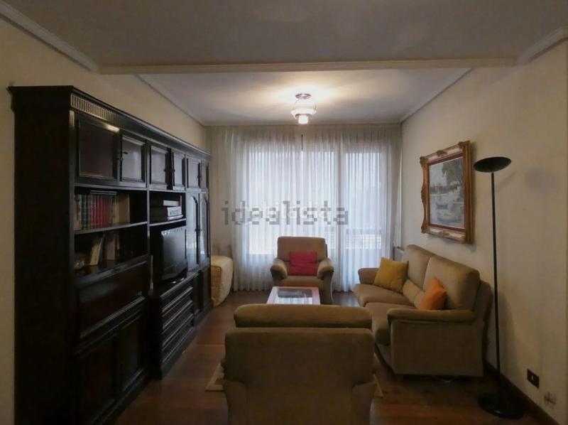 Foto 9a186159-5817-400b-8083-f072ea5bb9d5. Piso en San Pedro de Deusto - La Ribera Bilbao