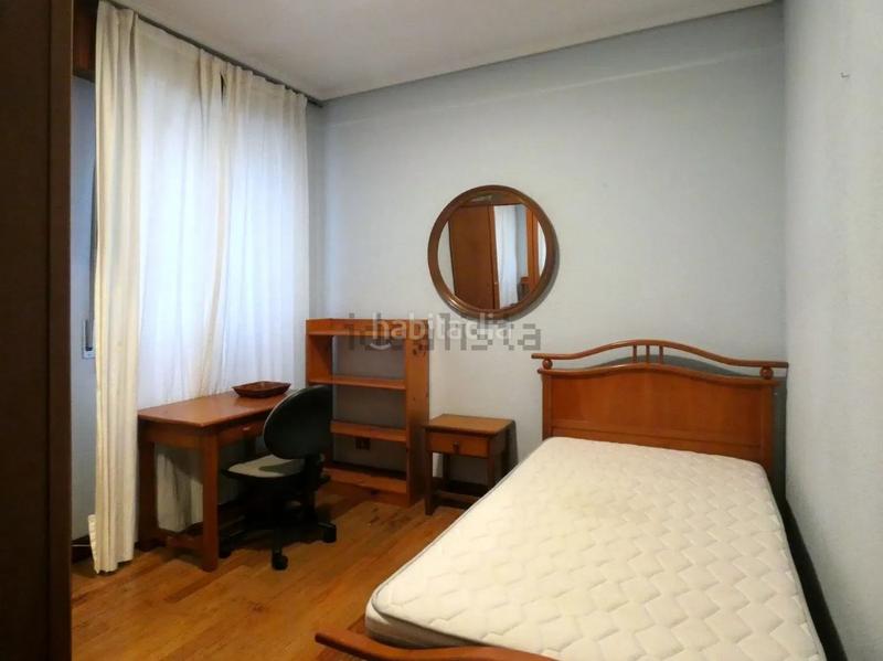 Foto c4f59f87-ad52-4821-af81-f013fc9e0d88. Piso en San Pedro de Deusto - La Ribera Bilbao