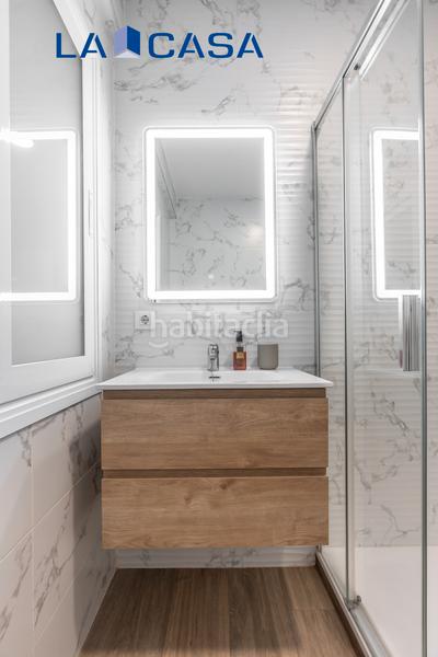 Foto b27a11f1-ab5d-435f-b1fe-8da45edf2f06. Appartamento con riscaldamento in Acacias Madrid