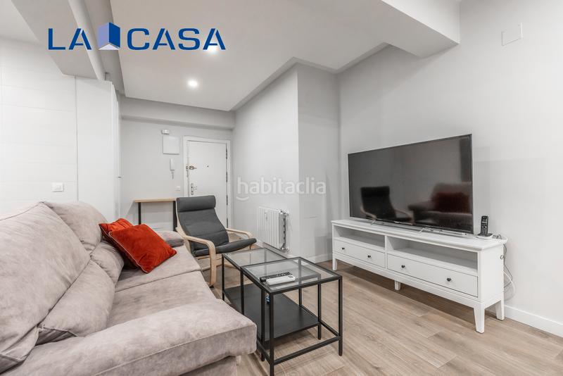 Foto 6573b968-dd9d-4f41-abaa-29f248d58ad0. Piso en Acacias Madrid
