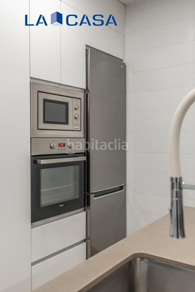 Foto 896ca119-d21f-468a-933c-402a37a49d14. Piso en Acacias Madrid