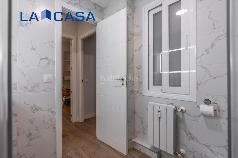 Foto bb94b617-86f5-4c33-a4a4-8d9e04a85a3f. Piso en Acacias Madrid