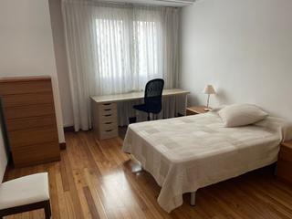 Miete Etagenwohnung  Iruña kalea