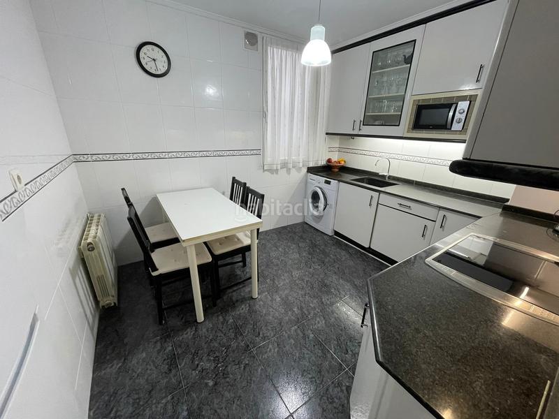 Foto 586d90bd-45b2-42d0-878d-dcd183cd131c. Miete etagenwohnung in San Pedro de Deusto - La Ribera Bilbao