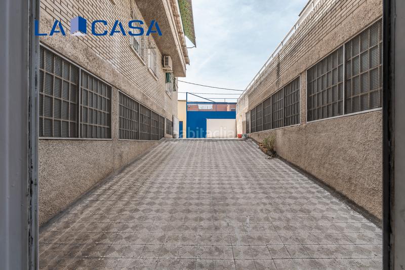 Foto 5c338cb9-b117-424c-9547-05c9cd166836. Local commercial dans Vista Alegre Madrid