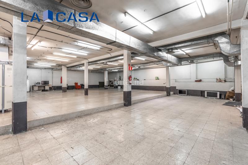 Foto 774bfd8f-e7aa-4e92-bb53-d2f21e839e66. Local commercial dans Vista Alegre Madrid