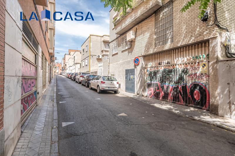Foto 7a05420d-c31f-4d05-bdeb-afadba2842d4. Local commercial dans Vista Alegre Madrid