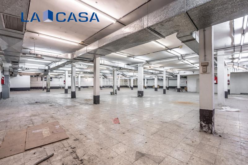 Foto b72ecb51-4fe3-4889-8c0a-d6152805e35a. Local commercial dans Vista Alegre Madrid