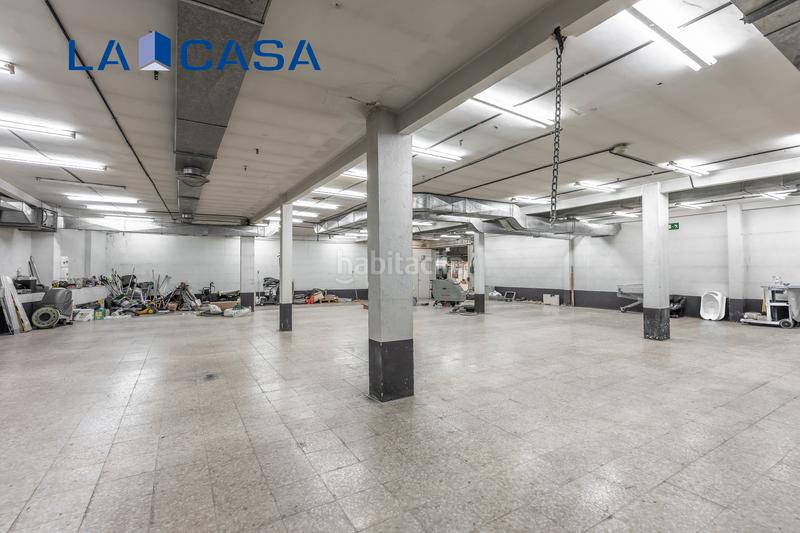 Foto bbd86d01-3480-48df-b40c-75731246f6a4. Local commercial dans Vista Alegre Madrid