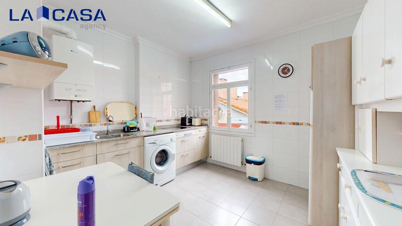 Foto c33eb79d-84da-4f35-979d-c9127ca32075. Appartamento con riscaldamento in Atxuri Bilbao