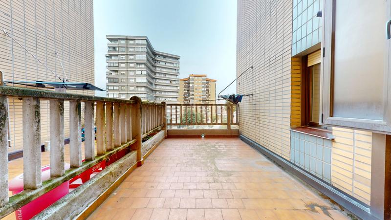 Foto 74d4bad4-4571-4449-a6ba-ac7f9f73e9c2. Flat with heating in Cruces Barakaldo