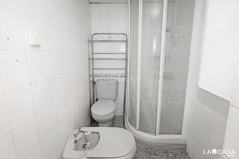 Foto fcc4e427-3748-419b-8503-35562bf00418. Ground floor in Can Vidalet Esplugues de Llobregat