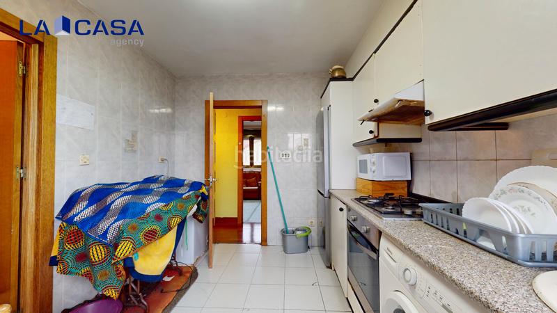 Foto 4c052883-aece-4162-9a52-73141ee34f72. Flat with heating in Cruces Barakaldo