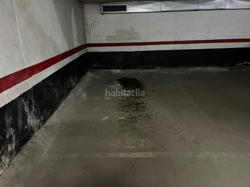 Foto 1a1e7bfc-4a61-41bc-83d1-39e88d147920. Parking coche en San Pedro de Deusto - La Ribera Bilbao