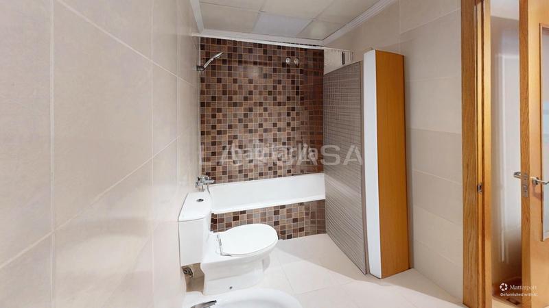 Foto 0aa8a26d-cdbf-45e0-805c-c09fb76d1ba1. Piso en Aiora Valencia