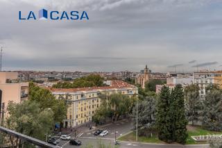 Ático  Plaza de la beata maría ana de jesús