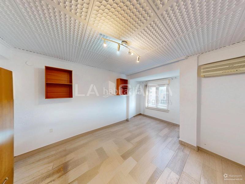 Foto e59fc2f8-fc28-4dd8-8111-655663fb5cd7. Appartement dans Aiora Valencia