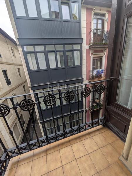 Foto ebfd4713-c22f-4203-8c1d-e21e32797770. Etagenwohnung mit heizung in Casco Viejo Bilbao