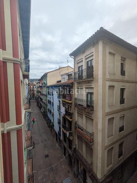 Foto f1de31f2-b08f-479d-84c0-c8cb44ee4a85. Etagenwohnung mit heizung in Casco Viejo Bilbao