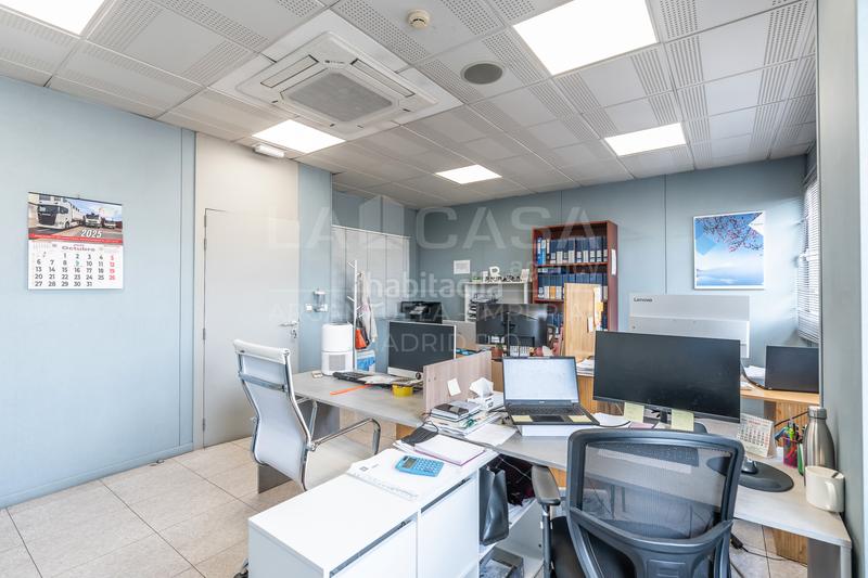 Foto 10236962-e535-4fed-913f-5ec889b15f61. Fabrikhalle in Leganés norte Leganés