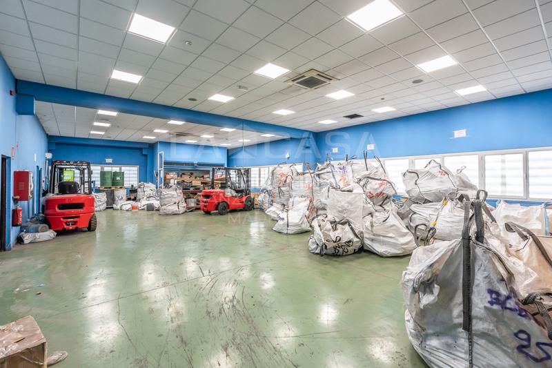 Foto 43ba94a9-917c-470f-9495-8297eec60083. Fabrikhalle in Leganés norte Leganés