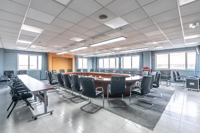 Foto 417b3e00-d8a7-4d54-b141-226f4794ab79. Nau industrial a Leganés norte Leganés