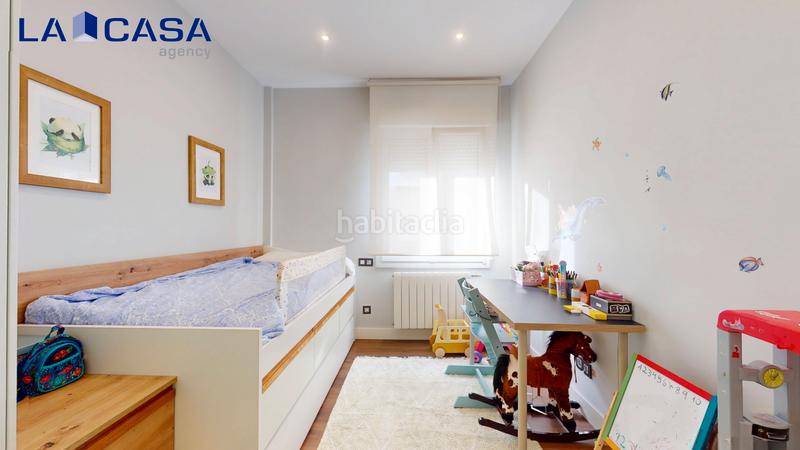 Foto 4c8b9ecb-6840-4d14-bdce-cc8cb2e62a21. Piso en San Pedro de Deusto - La Ribera Bilbao