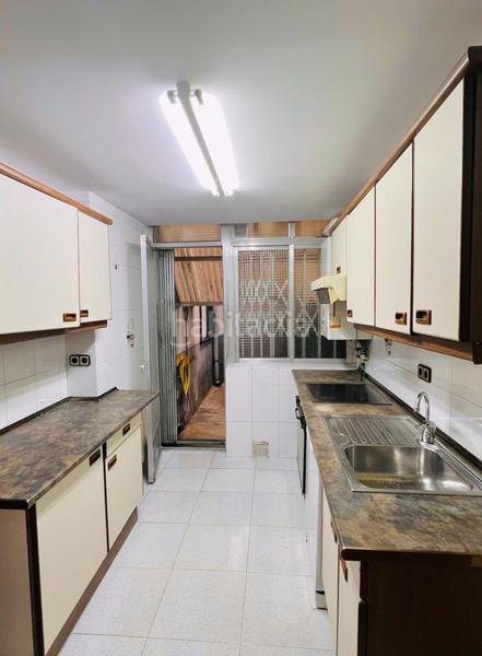 Foto 28bfef7f-e4cf-4f82-9c45-a890cf41dd12. Etagenwohnung mit heizung in Puerta del Ángel Madrid