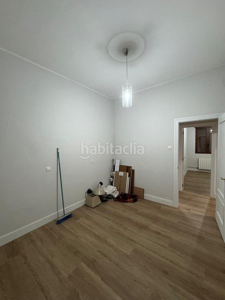 Foto b8762d74-8676-42d2-b387-359418b61c9b. Pis a Basurtu Bilbao