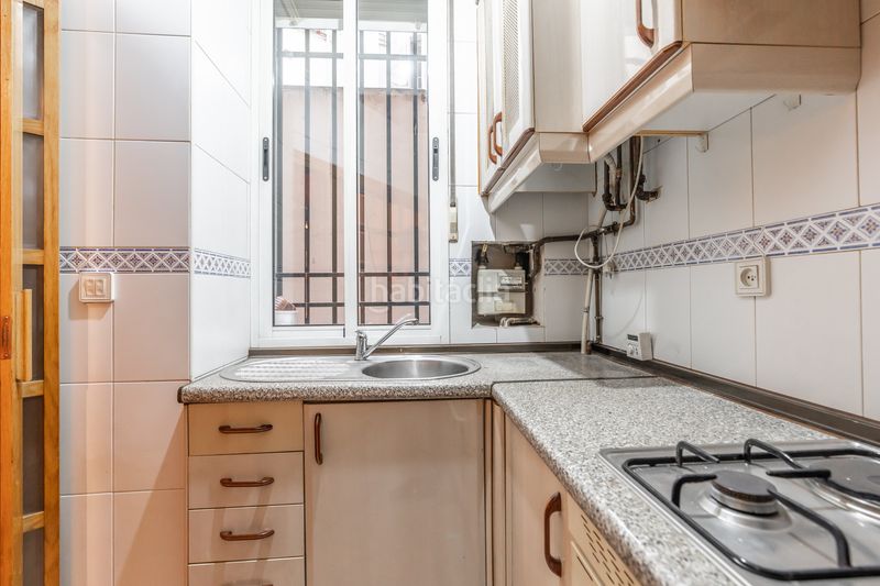 Foto bbc7dfd2-3a86-4249-ac8a-476e470840d2. Piso en Palos de Moguer Madrid