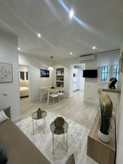 Flat  Calle de los relatores