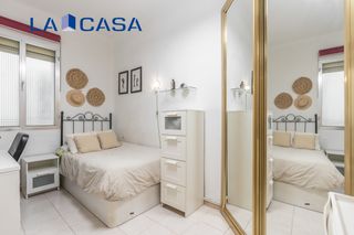 Flat in Calle de Bustamante