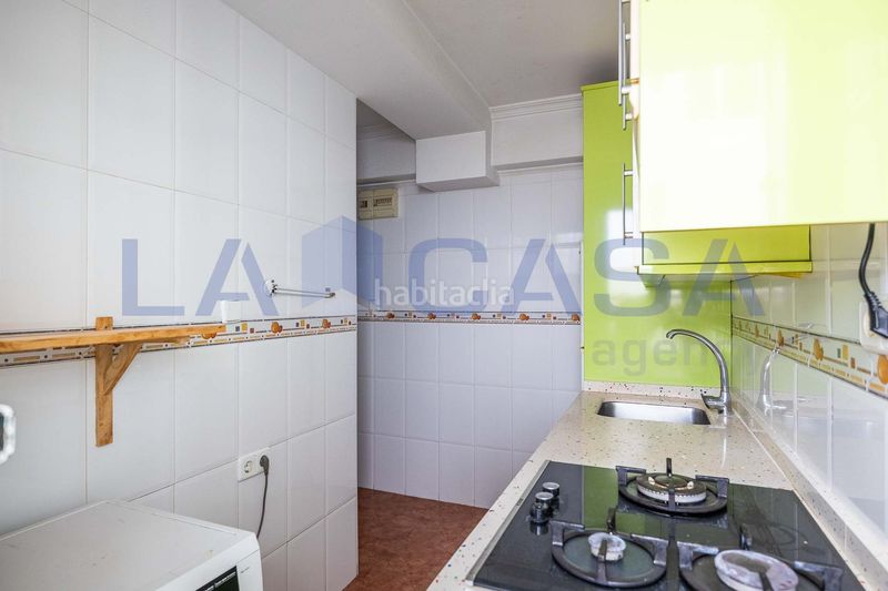 Foto 4e1b0412-fe04-4595-ba0f-a1d11daaecad. Piso en Juan XXIII - Rochelambert Sevilla