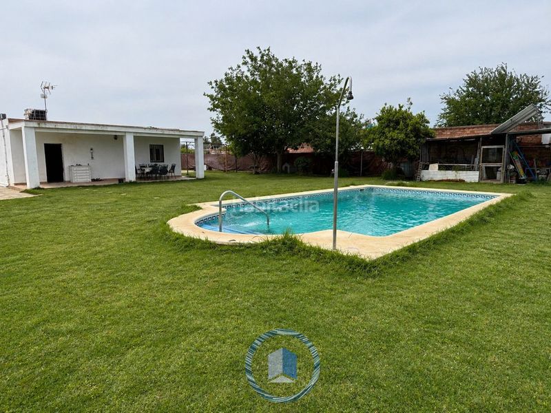 Foto e64668df-8a23-4e81-b430-ac8bc623d0bb. Xalet amb piscina a Pedanías Norte Utrera