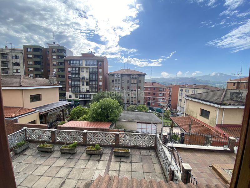 Foto a7b0ddab-e185-4062-b476-45e6147c5521. Casa adosada en Kalero-Basozelai Basauri