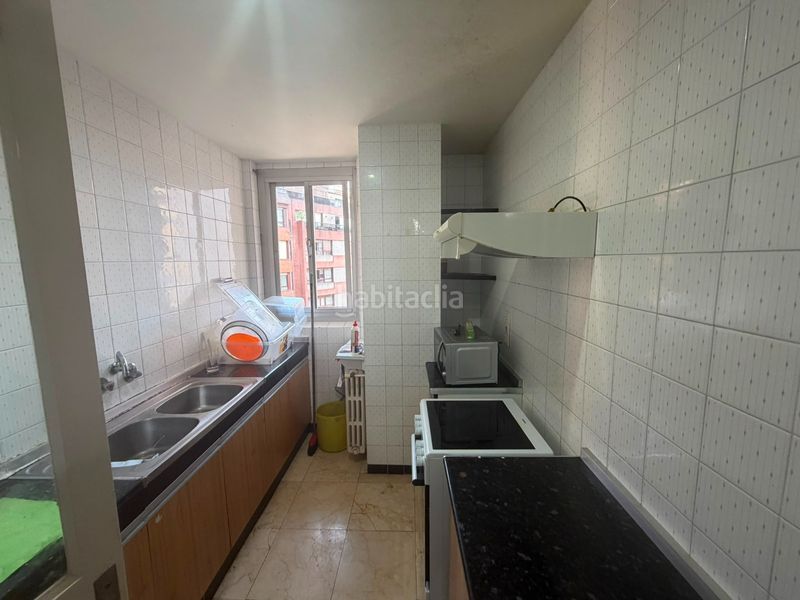 Foto 4b6a39a5-9d30-431b-9bbe-0fa8d2689ada. Pis amb aparcament a Iralabarri Bilbao