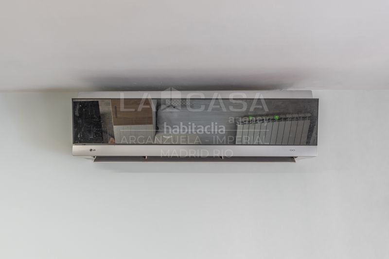 Foto 018de1f1-9575-4345-ba4f-153da4ad8e24. Pis amb calefacció a Palomeras Sureste Madrid