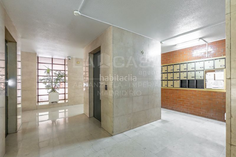 Foto f224e4b2-581f-44c4-bea6-68e5f132232c. Pis amb calefacció a Palomeras Sureste Madrid