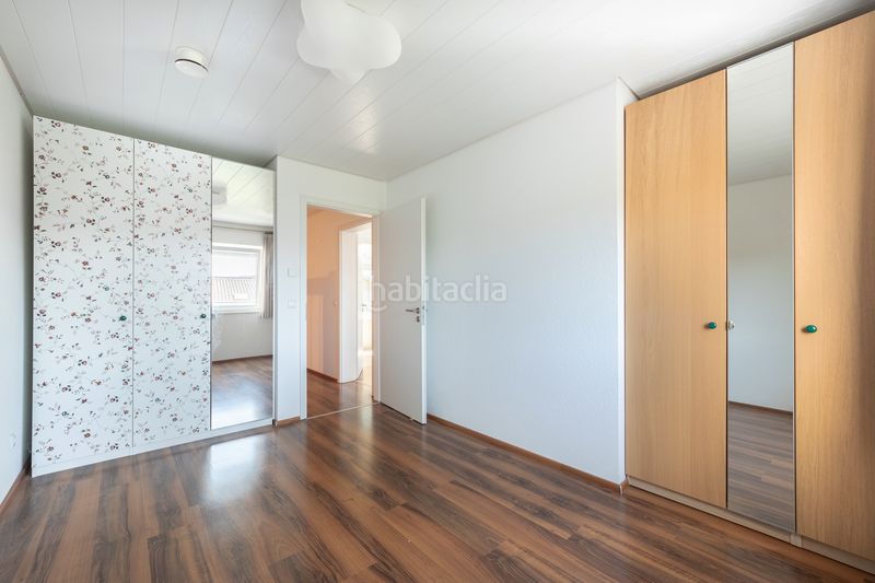 Foto a07491c3-990f-403b-baa6-a127a4dbd2d7. Casa amb calefacció aparcament a Sopela