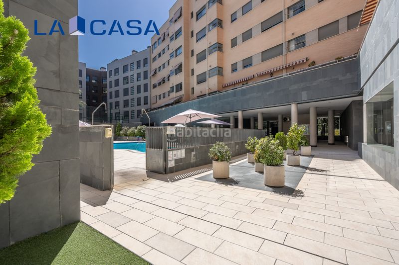 Foto 1b21d642-80d4-4e42-ad2f-b807f0500b54. Àtic amb calefacció aparcament piscina a Delicias Madrid