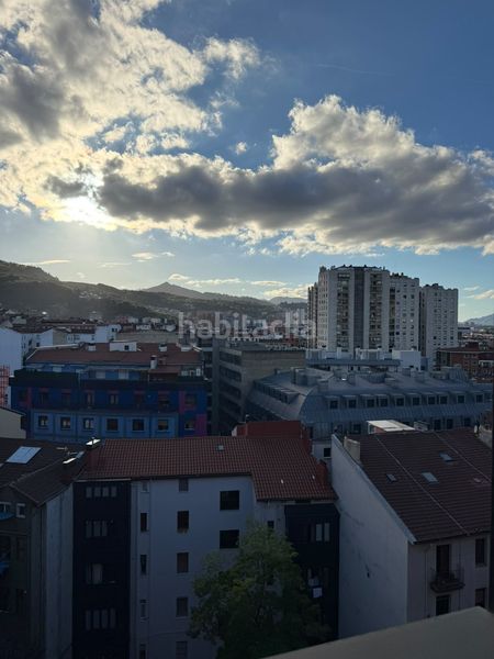 Foto b20b20fd-223d-43a8-827e-1d31e234646e. Dúplex amb calefacció aparcament a Zabala Bilbao
