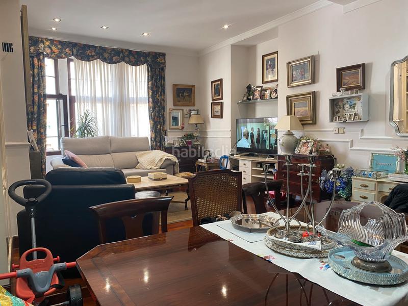 Foto c212cb43-ba41-42b9-8ff9-59ef1d65c3a2. Appartement dans Abandoibarra - Guggenheim Bilbao