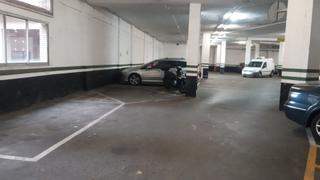 Parking coche  Agirre lehendakariaren etorbidea