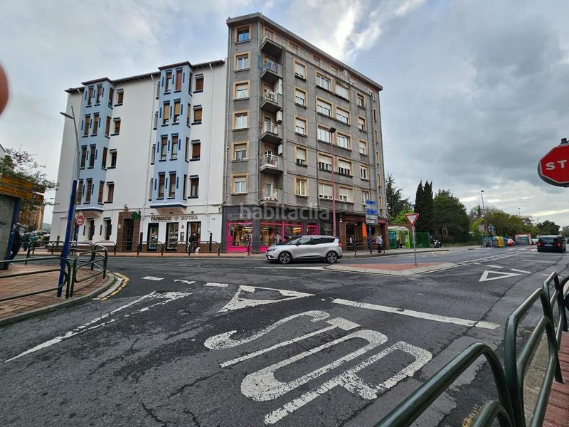 Foto 3c5ad408-090e-45d2-ada1-41d97b8d8a36. Local comercial en Bagatza - S. Vicente Barakaldo