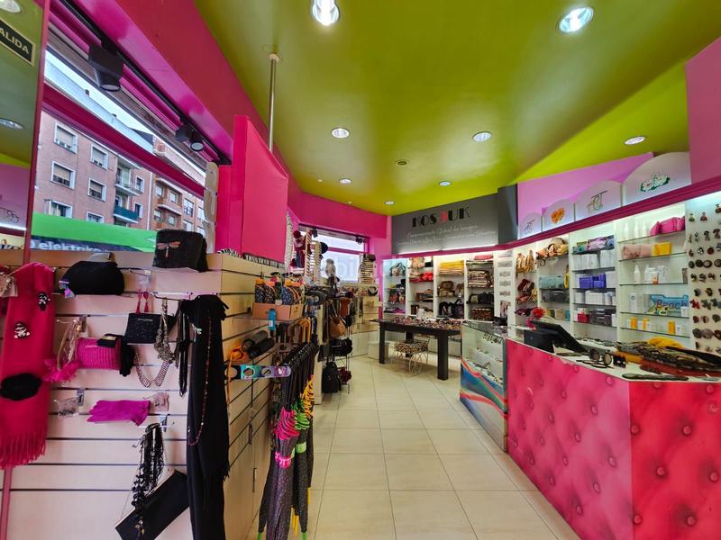 Foto d895cc10-8fc5-43b5-83cd-b68cff693577. Local comercial en Bagatza - S. Vicente Barakaldo