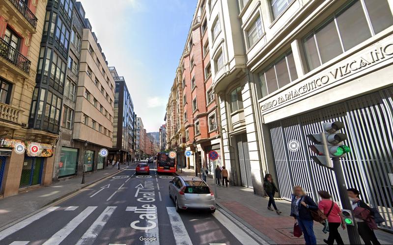 Foto dc31c923-22e6-44cc-b49b-25ef421883f4. Lloguer local comercial a Alhóndiga Bilbao