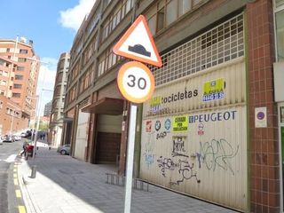 Lloguer Local Comercial a Jaén kalea 2