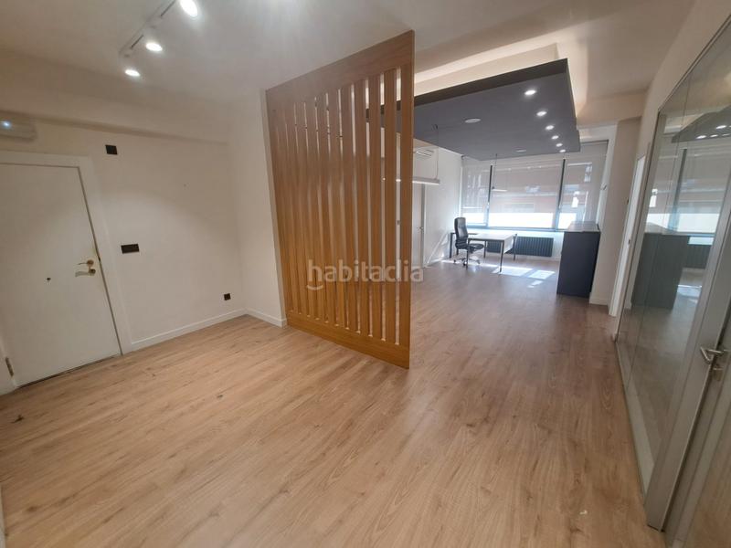 Foto 08ffcb58-ebff-4e89-8cbe-25d4268d375b. Bureau avec chauffage dans Zabalburu Bilbao